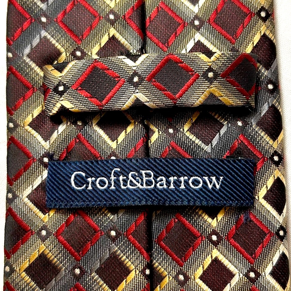 Geometric Tie - Picture 5 of 9